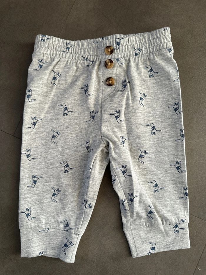 Lot pantalons 6 mois - photo numéro 4