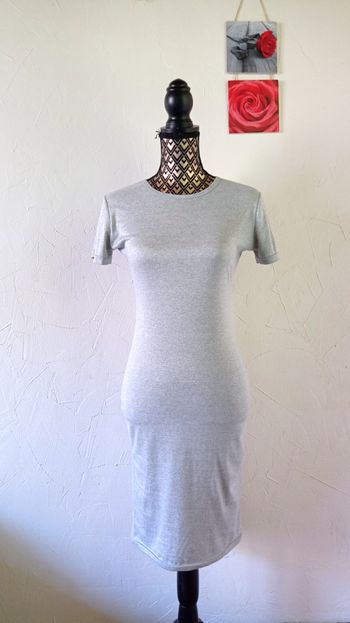 🌸Robe moulante, taille 36