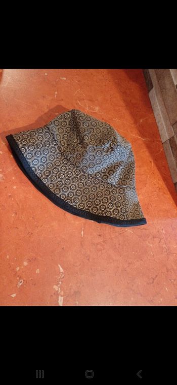 Chapeau femme réversible