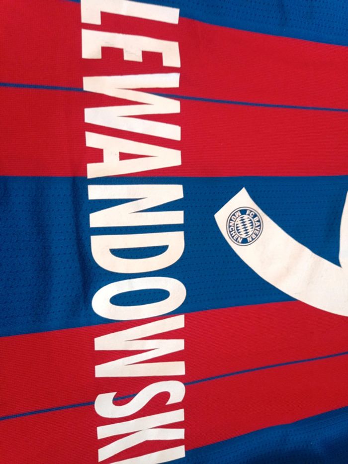 Maillot de foot Lewandowski Bayern München, Adidas Authentique Officiel taille enfant 13/14 ans - photo numéro 14