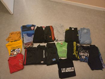 Vêtements 12 ans garcon