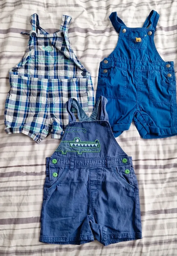 Lot salopettes short 18 mois