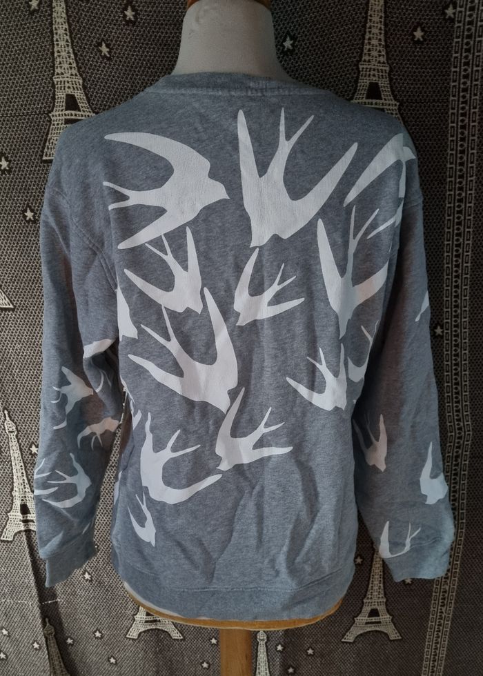 Sweat gris avec hirondelles blanche taille S mixte - photo numéro 6