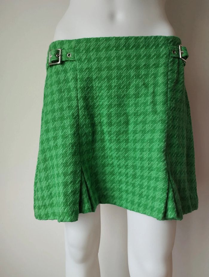 Jupe en tweed taille 42 Bershka