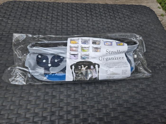 Sac organisateur pour poussette neuf - photo numéro 3