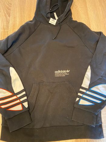 Sweat capuche adidas