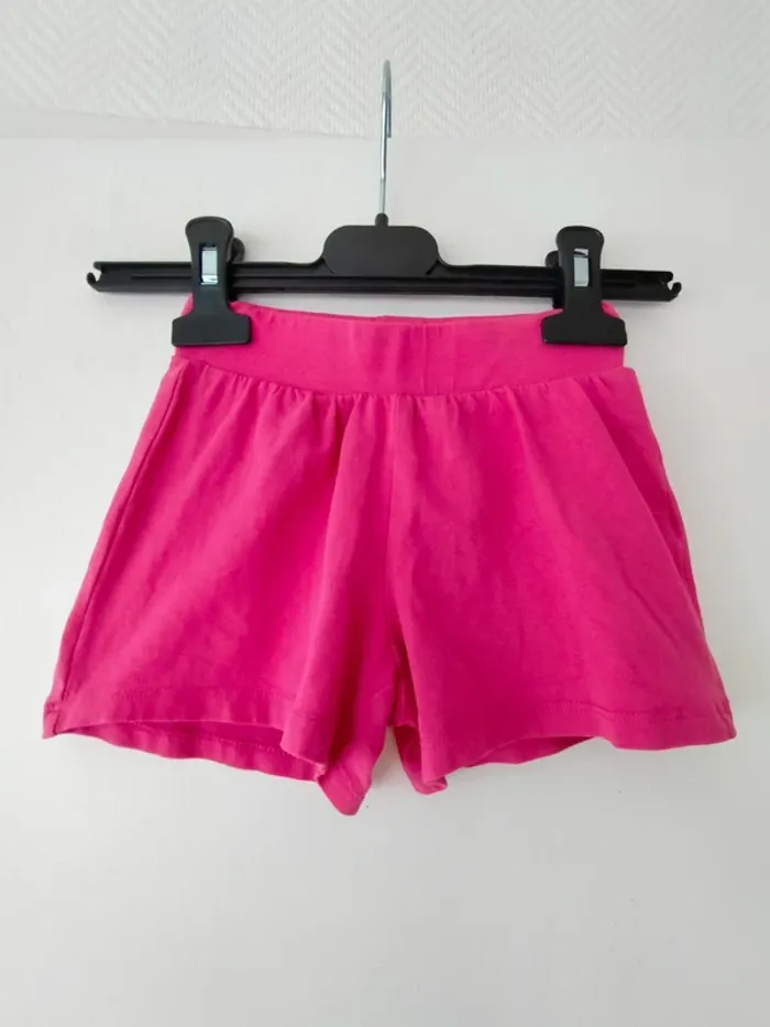 (e) short rose Tissaia 3ans