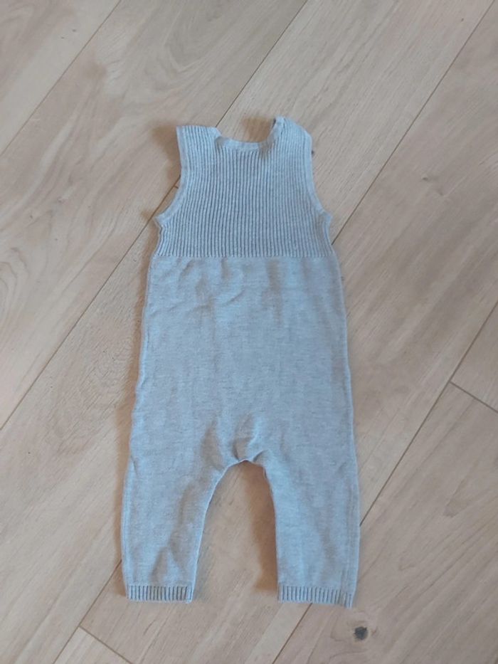 Ensemble combinaison et gilet fille Minnie Disney 6 mois comme neuf (78) - photo numéro 8