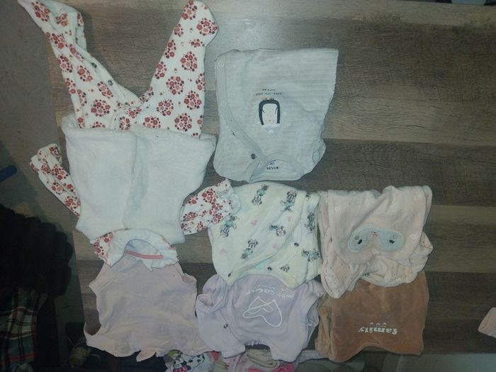 Lot vêtement filles 1 mois hiver
