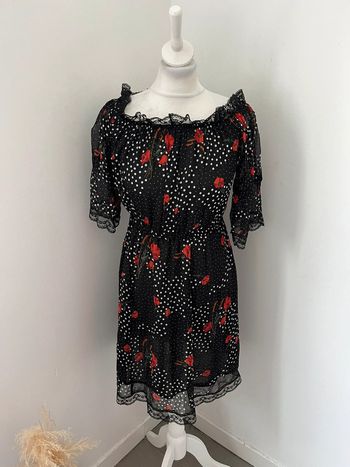 Robe noire à fleurs rouge The Kooples S