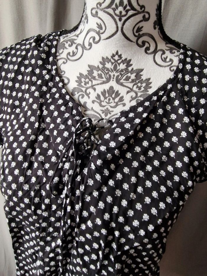 T-shirt taille 38 - photo numéro 2