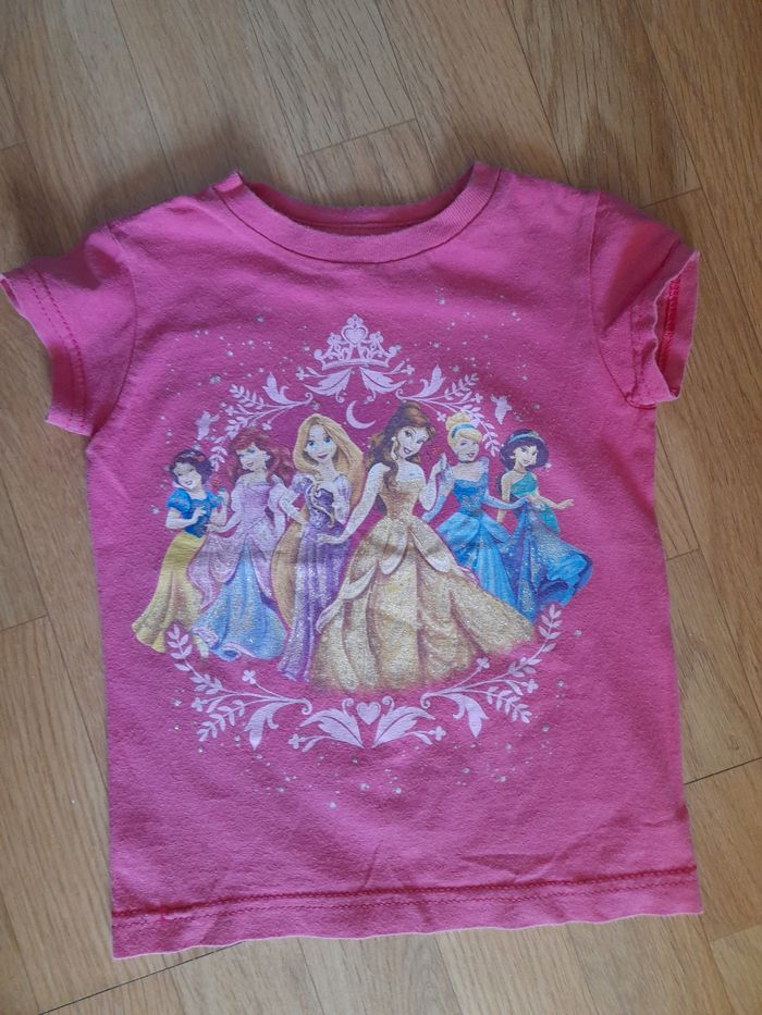 Lot de 2 tee-shirts Princesses de Disney - photo numéro 2