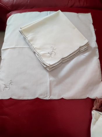 Lot de 8 serviettes de table vintage