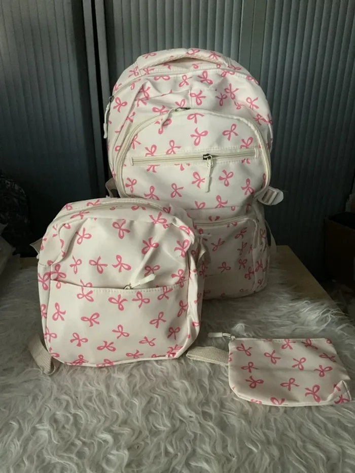 Ensemble 3 pcs « rubans » neuf