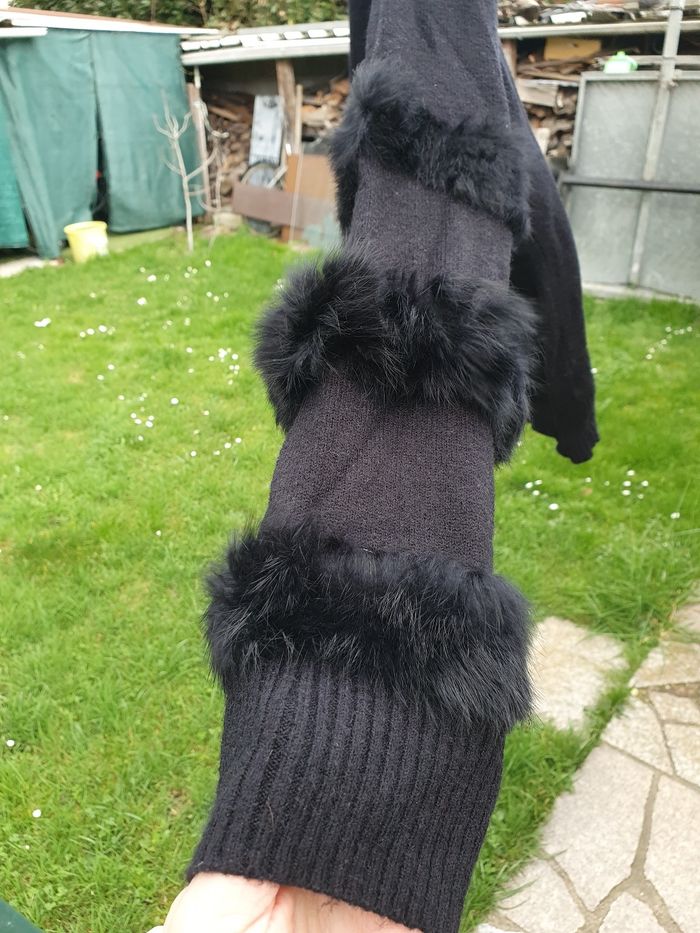 Pull manches fausse fourrure neuf - photo numéro 2