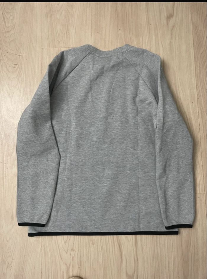 Pull Nike tech - photo numéro 3