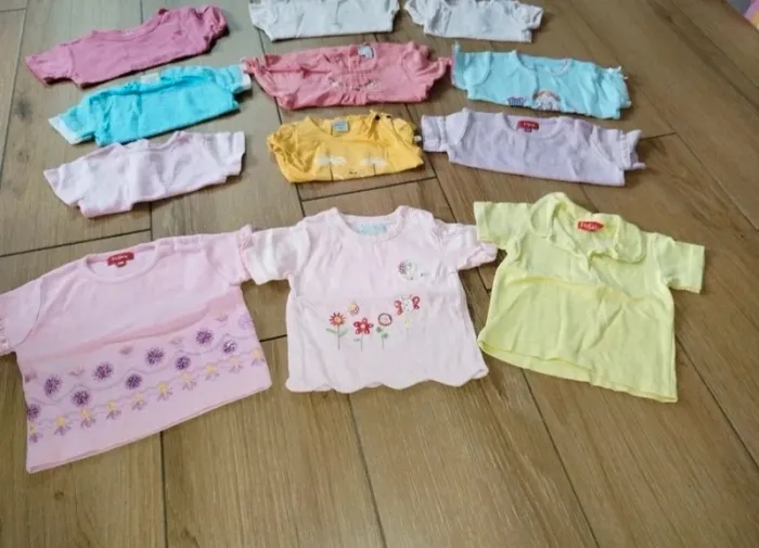 Lot 16 t-shirt manches courtes bébé fille 6 mois - photo numéro 3
