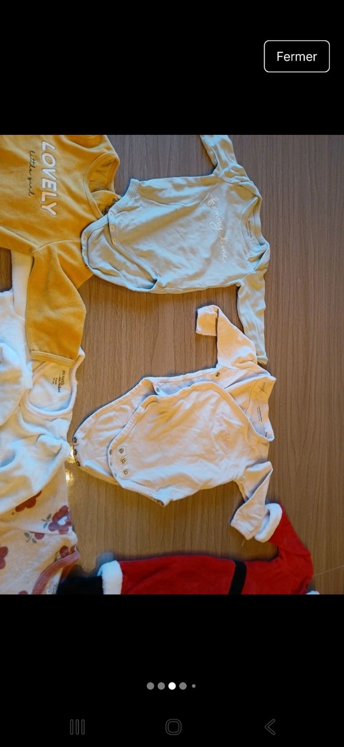 Bodies + pyjamas - photo numéro 3