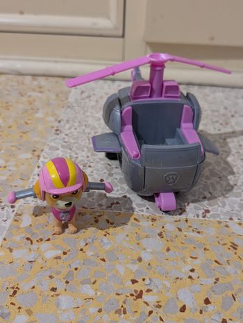 Stella et son avion pat patrouille 