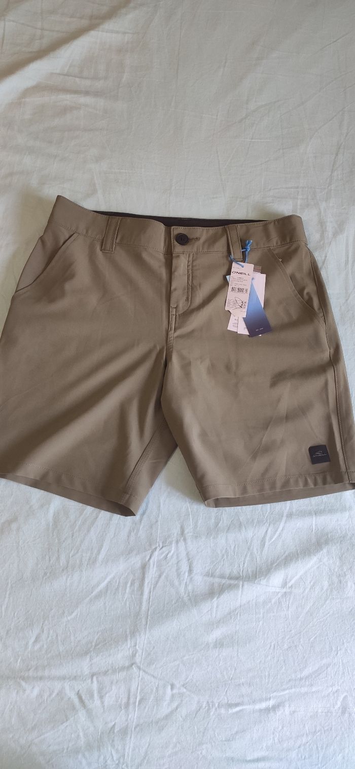 Short garçon 16 an neuf O'Neill