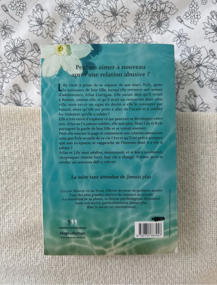 Livre Colleen Hoover - photo numéro 2