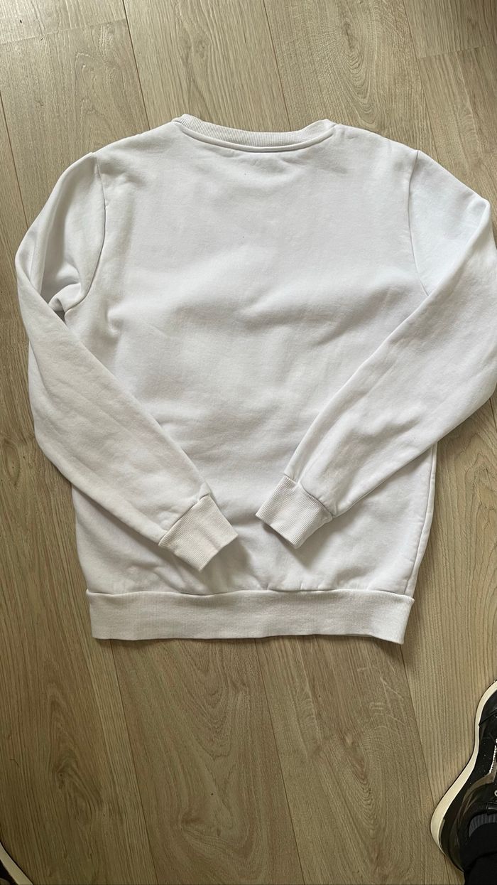 Sweat blanc et noir - photo numéro 2
