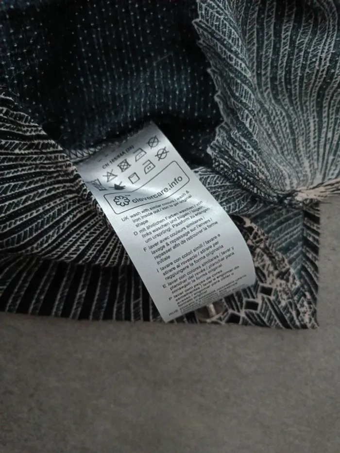 Chemise manches trois quarts esprit 40 noir motifs feuilles beiges - photo numéro 5