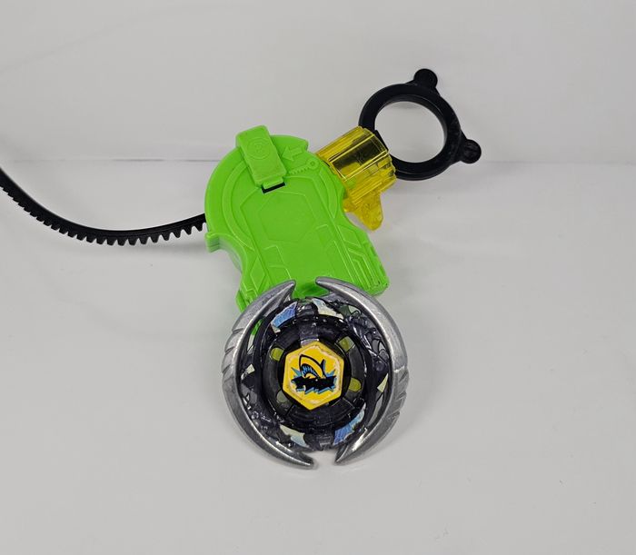 Toupie Beyblade Métal Fusion Thermal Pisces