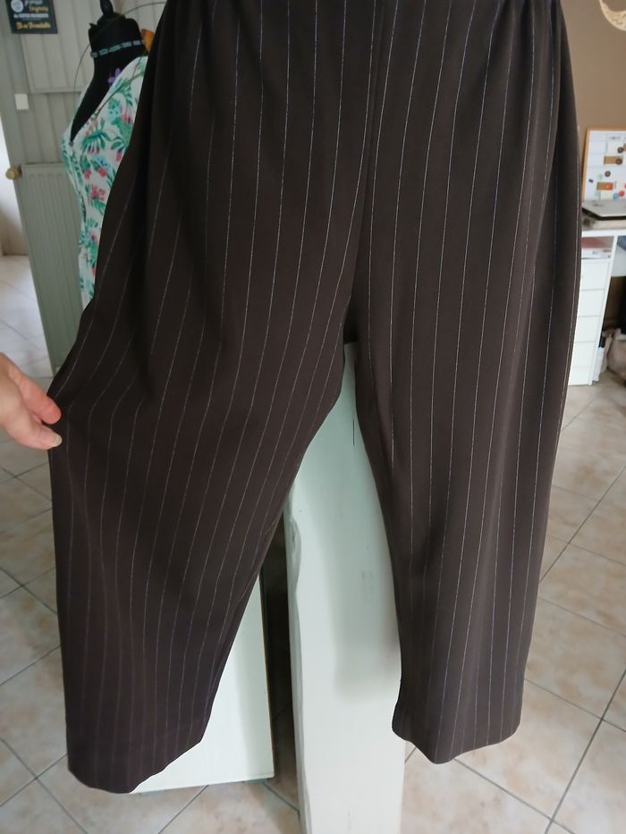 Pantalon rayé T46. - photo numéro 4