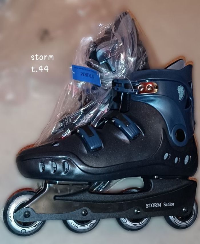 Rollers Storm Senior t. 44 NEUFS