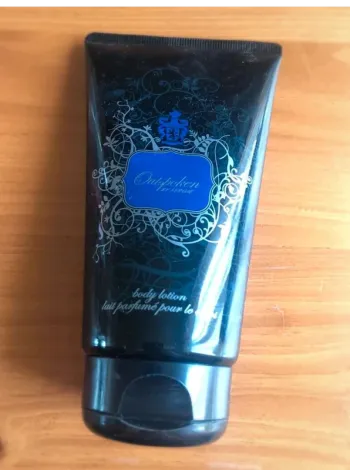 Lait pour  le corps Outspoken  by  Fergie  neuf