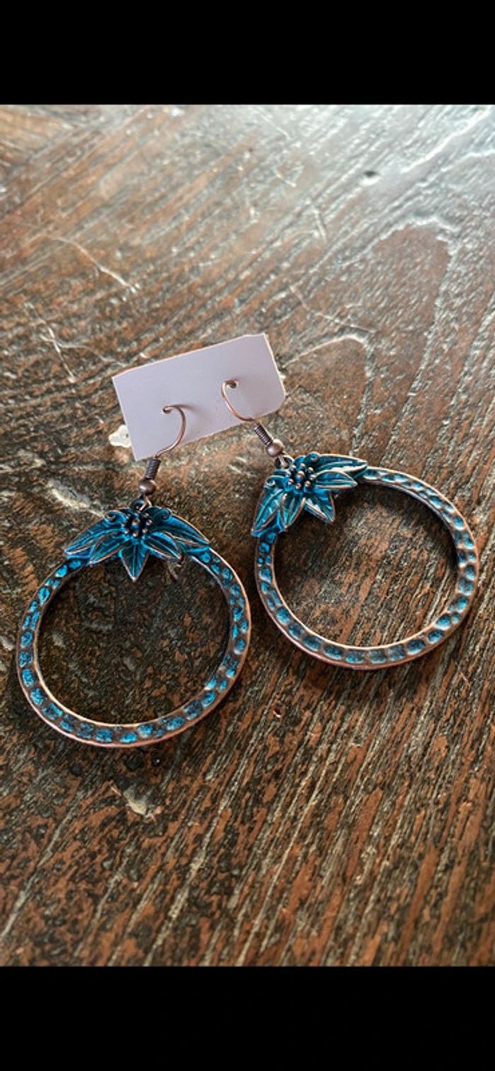 Magnifique boucles d’oreilles avec turquoise et bronze - photo numéro 2