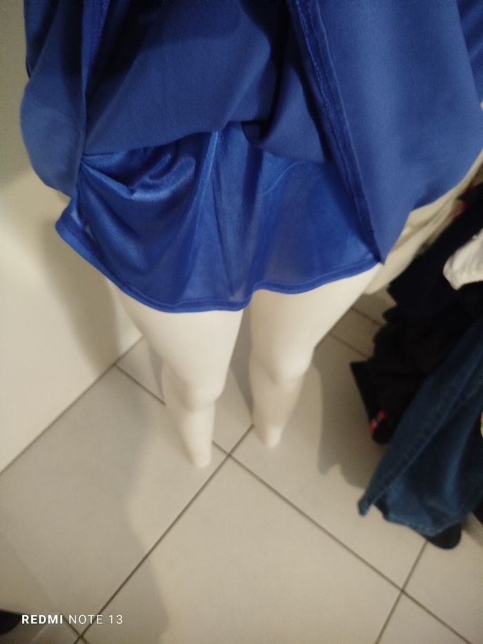 #kytieSfemme. Robe manches courtes épaules dénudées taille S - photo numéro 4