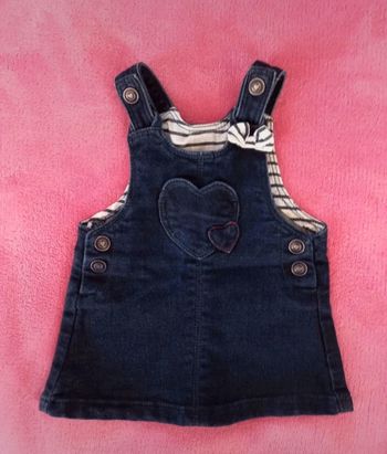 Robe Baby Club taille 3 mois en très bon état