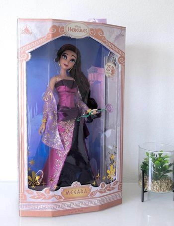 Poupée édition limitée LE Megara Disney NEUVE