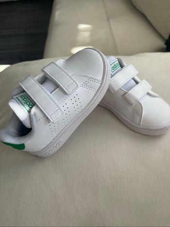 Basket adidas bébé