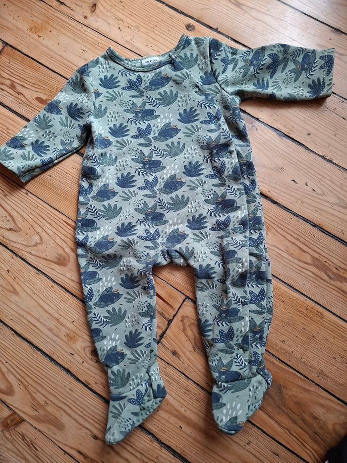 Lot de pyjamas hiver 12mois - photo numéro 2