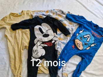 Pyjamas 12 mois