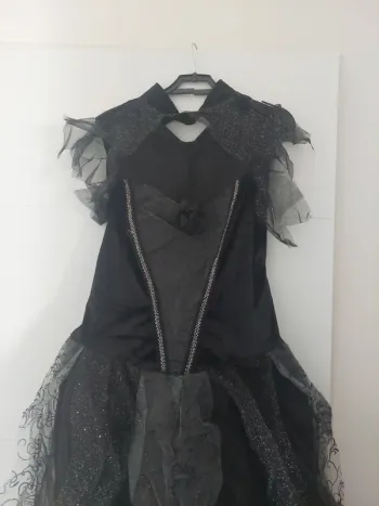 Robe zombie femme et accessoire