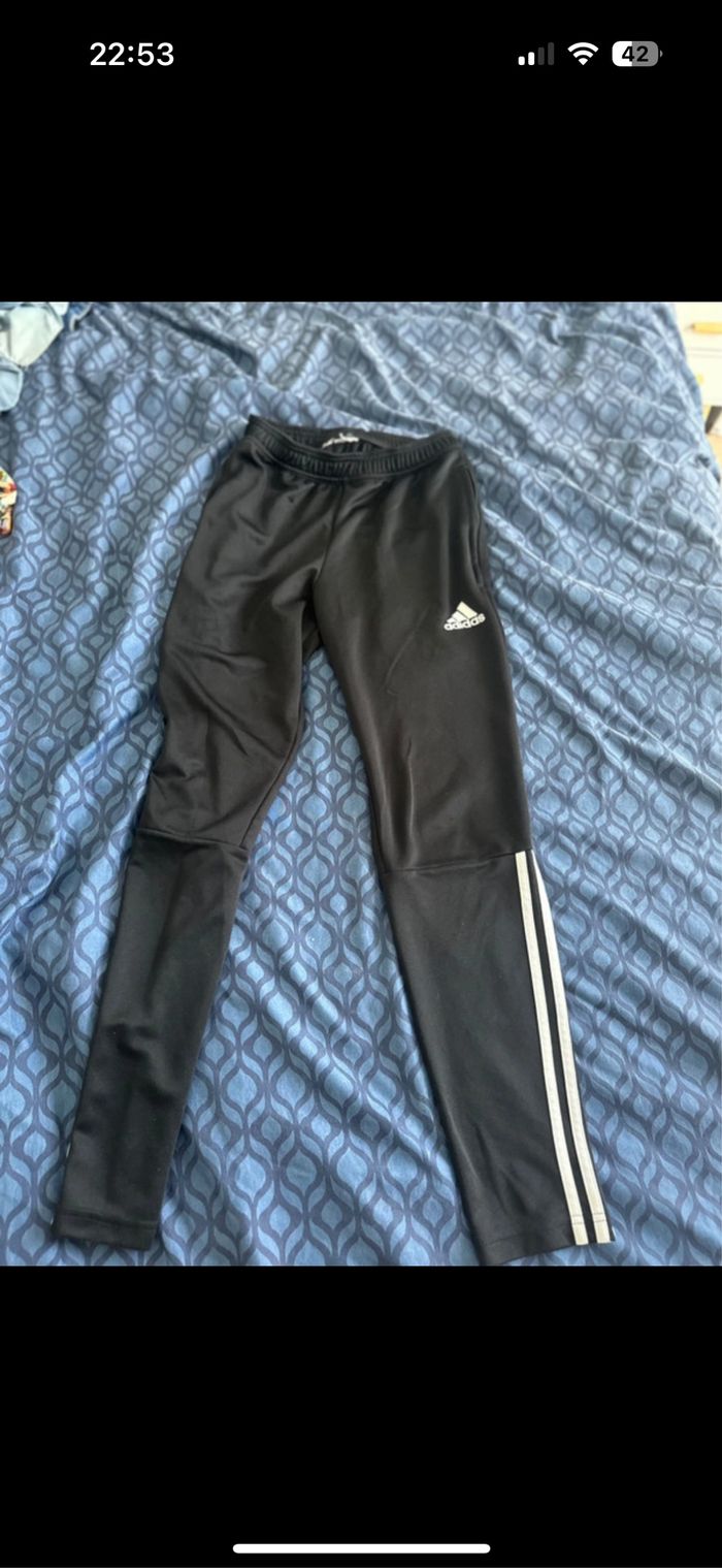 Jogging adidas