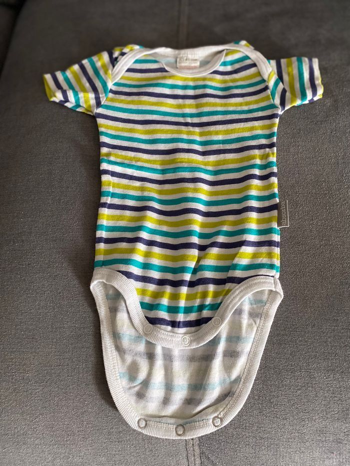 Lot de 5 bodies en très bon état - photo numéro 6