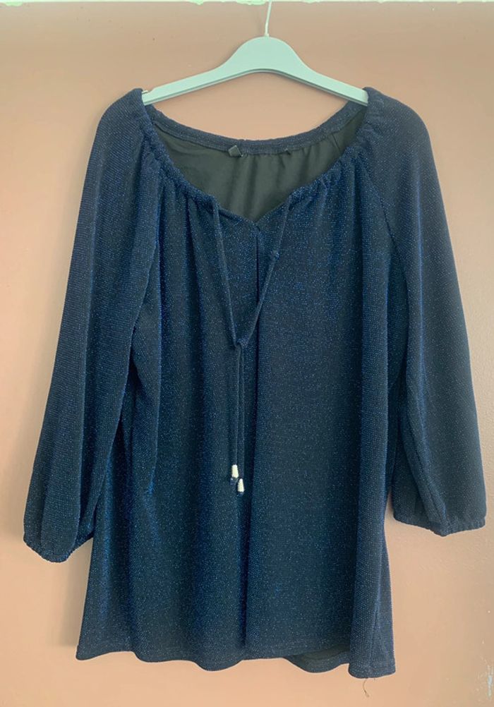 Haut noir à fibres métalliques bleues - Taille 5