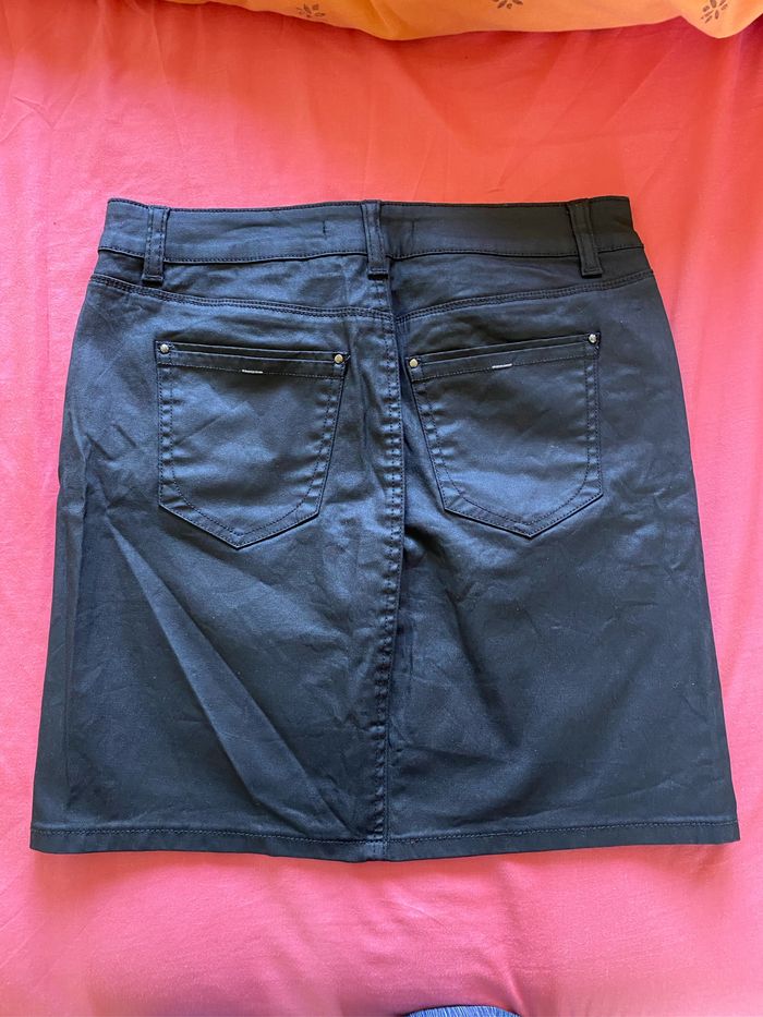 Mini jupe en jean noire cache cache taille 38 - photo numéro 2