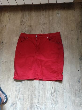Jupe en jean rouge Camaïeu T40