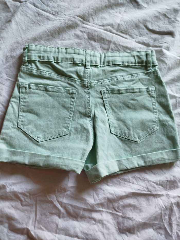 Short neuf - photo numéro 2