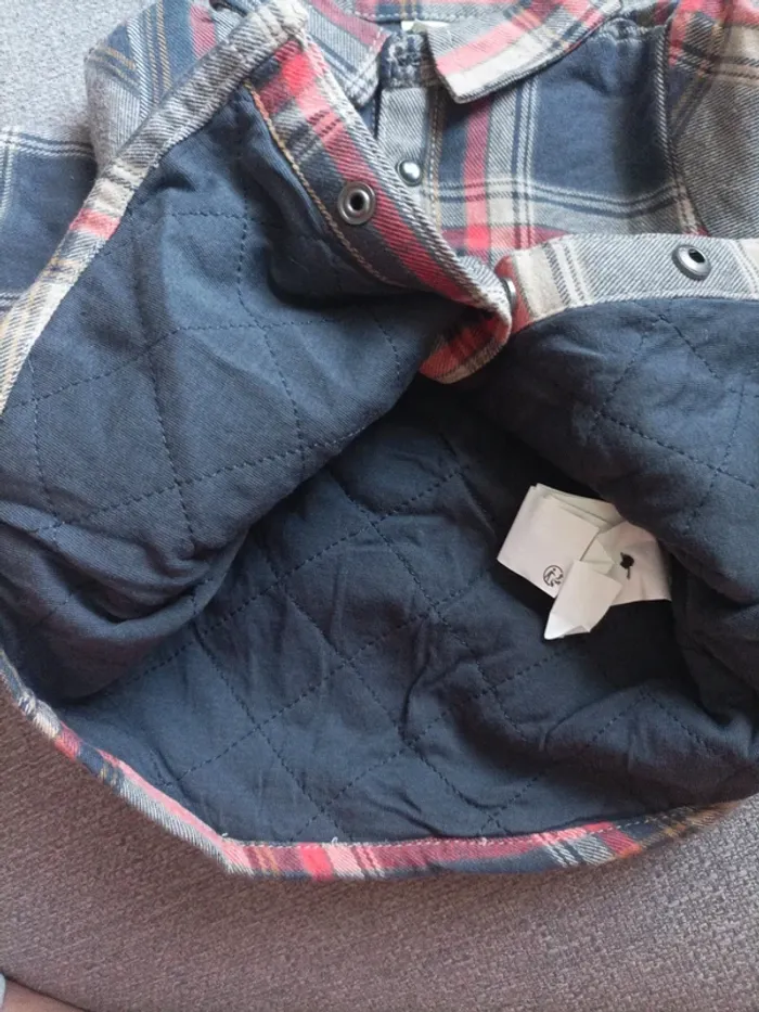 chemise 6 mois - photo numéro 3