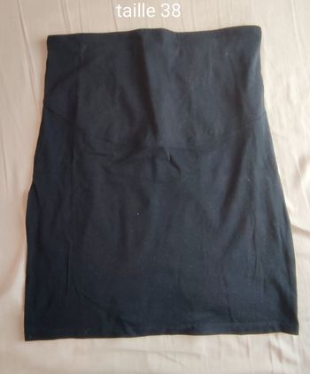 Jupe noire très extensible