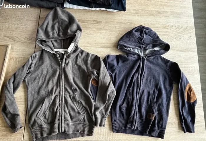 Lot de Gilet 6 ans - photo numéro 2