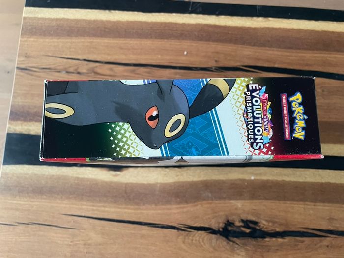 Pokémon - Coffret Collection Premium Figurine EV8.5 : Évolutions Prismatiques - photo numéro 4