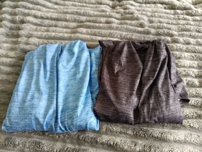 2 robes avec poches une bleu et une noir gris 3 XL - photo numéro 6